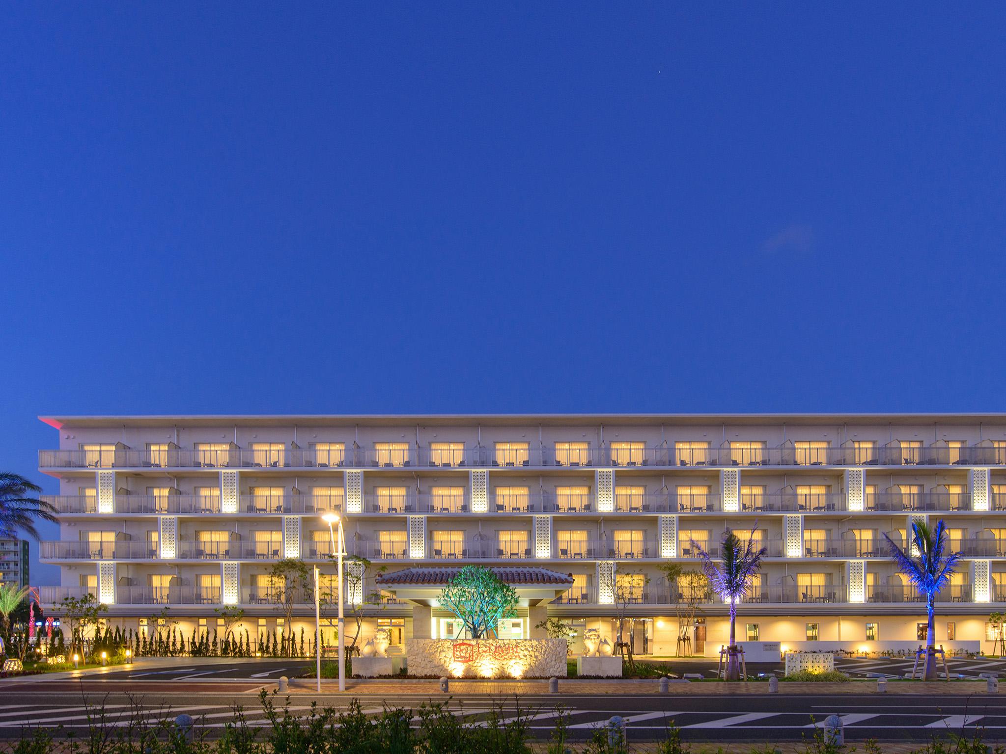 La'Gent Hotel Okinawa Chatan Hotel And Hostel Exterior photo